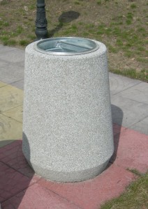 Kosz betonowy 06