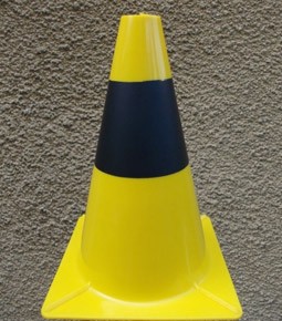 Pachołek drogowy 30 cm PE żółto - czarny