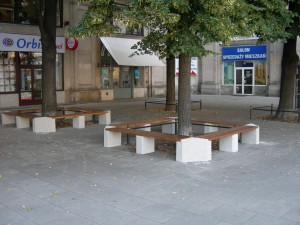 Ławka betonowa 10